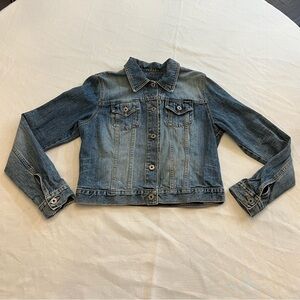 GUESS Y2K Vintage Women’s Pink Rhinestone Embellished Denim Jacket, Size XL.